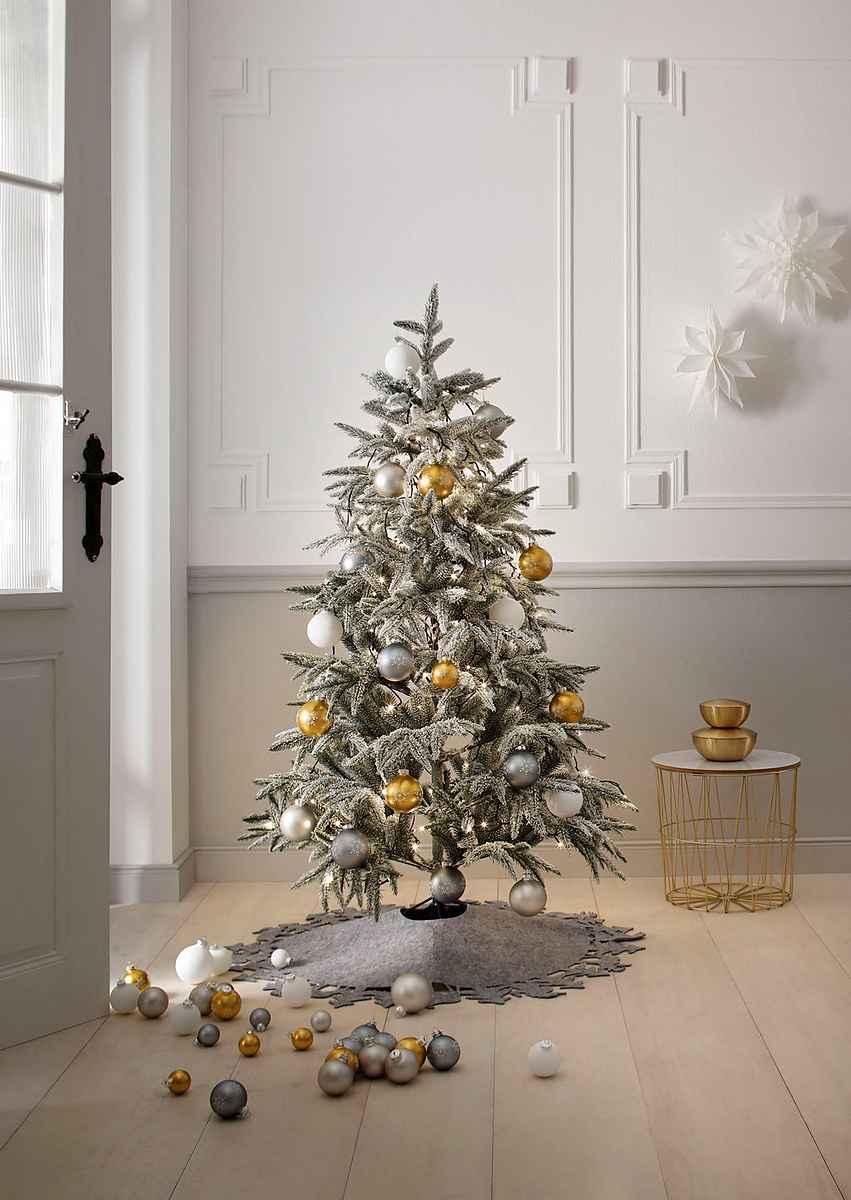 Künstlicher Weihnachtsbaum, Edeltanne, mit Schnee, inkl. Metallständer / Kostenloser Versand